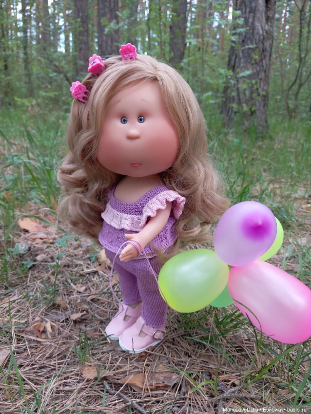 Маленькая модница — Куклы Nines d'Onil (Нинес): Миа (Mia) (фото 8)