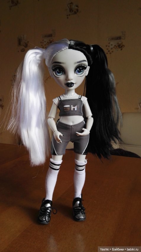 Ева (Хизер Грейсон) приехала (фото 6)