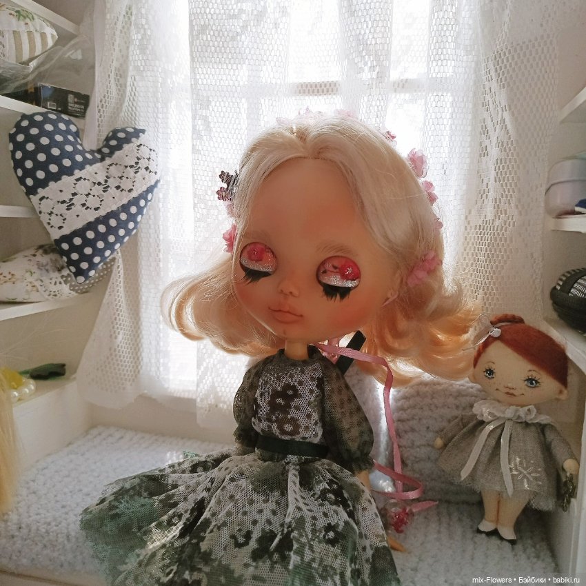 Куколки и цветы - созданы друг для друга... продолжение