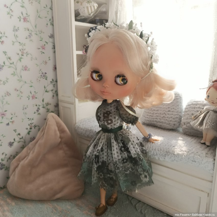 Куколки и цветы - созданы друг для друга... продолжение