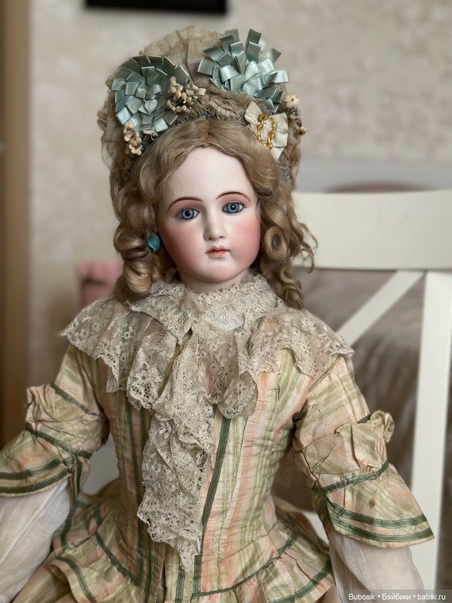 Jumeau Portrait Delux fashion doll, рыбов показываю (фото 7)