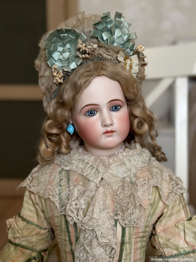 Jumeau Portrait Delux fashion doll, рыбов показываю (фото 9)