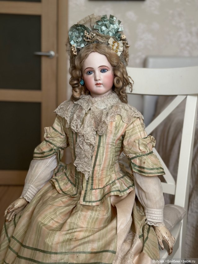 Jumeau Portrait Delux fashion doll, рыбов показываю (фото 8)