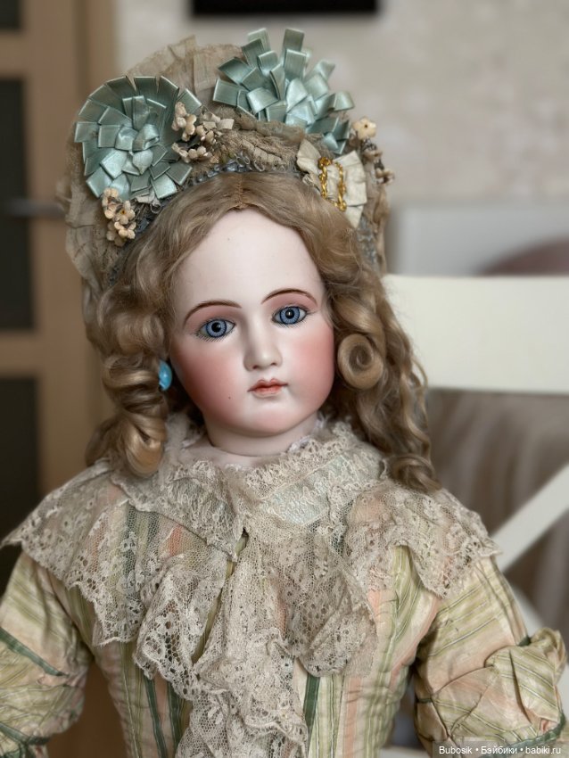 Jumeau Portrait Delux fashion doll, рыбов показываю