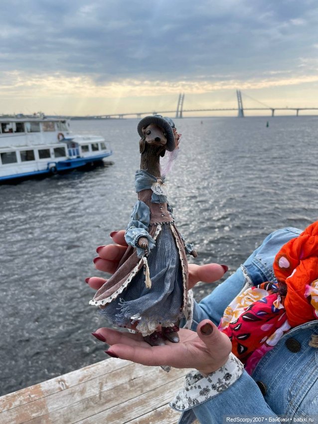 Группировка "ЁжкинКот" Оля Пономарева и Вера Терекбаева на "Балу Кукол" в Севкабель Порту в Санкт-Петербурге 11 - 14 мая 2023 года