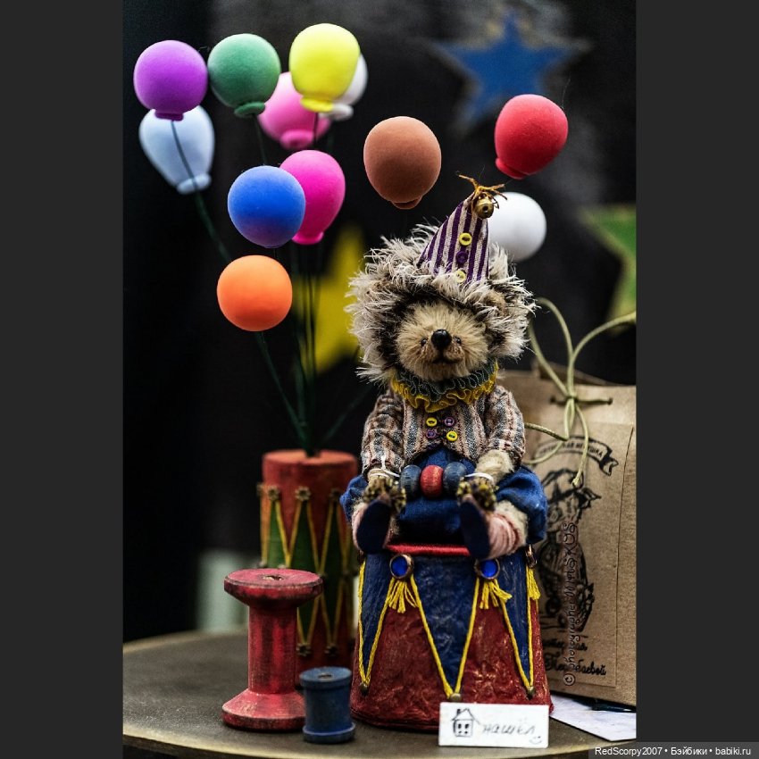 Группировка "ЁжкинКот" Оля Пономарева и Вера Терекбаева на "Балу Кукол" в Севкабель Порту в Санкт-Петербурге 11 - 14 мая 2023 года (фото 8)