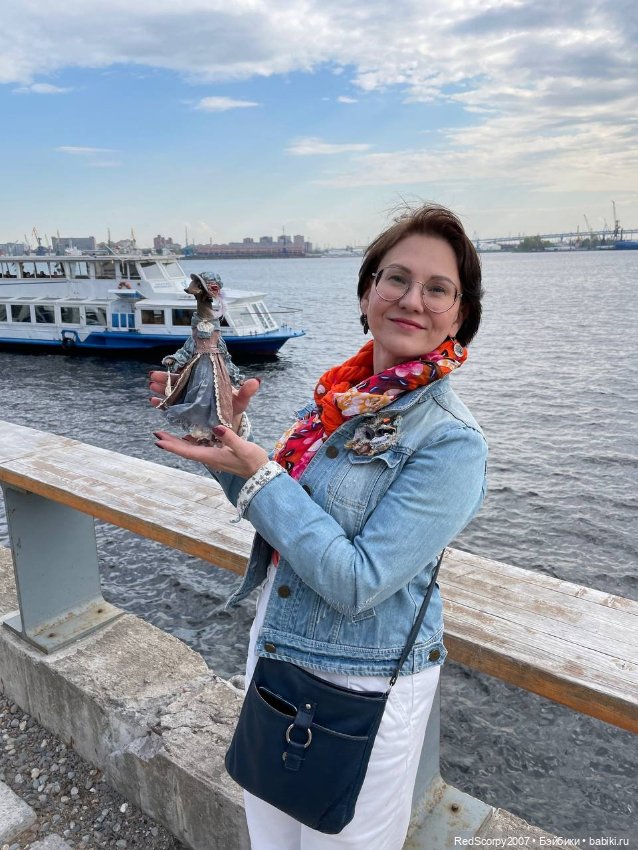 Группировка "ЁжкинКот" Оля Пономарева и Вера Терекбаева на "Балу Кукол" в Севкабель Порту в Санкт-Петербурге 11 - 14 мая 2023 года