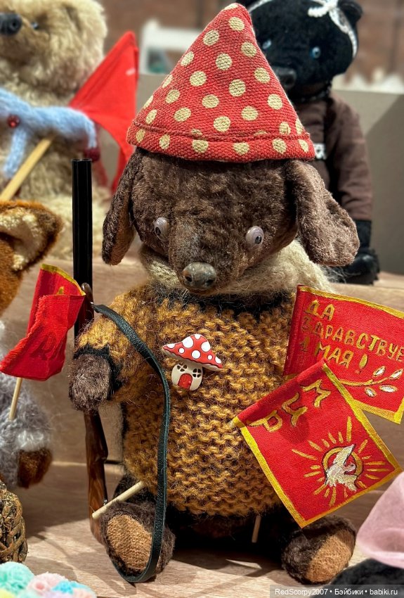 Герои детства оживают у мастера тедди Елены Нурисламовой были представлены на выставке "Бал Кукол" 11 - 14 мая в Санкт - Петербурге