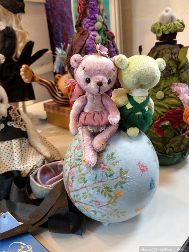 Как Женька на выставку ходила