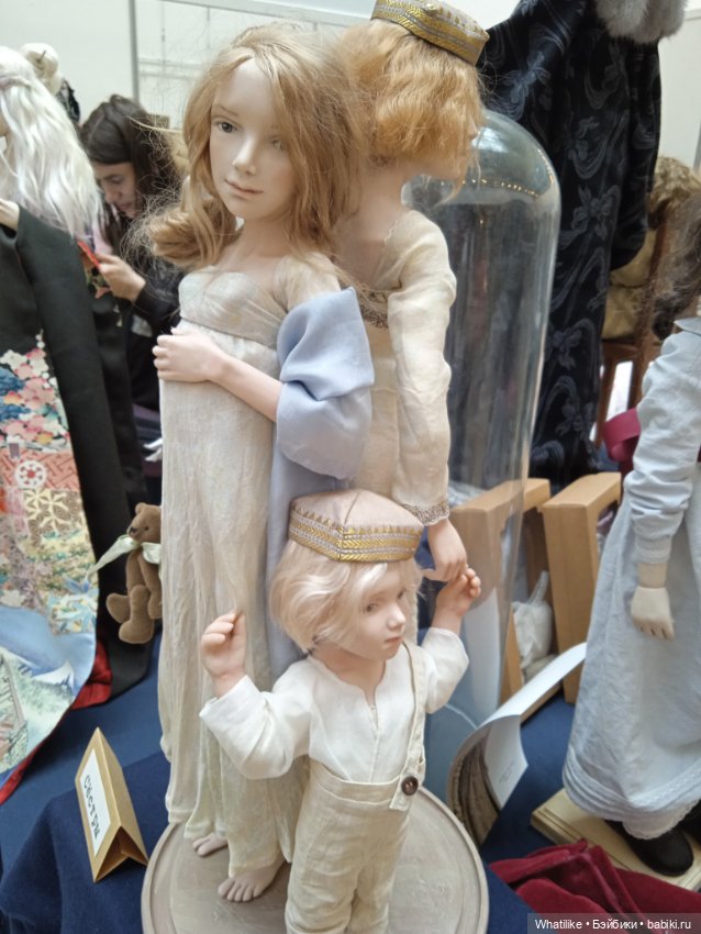 В это " Время кукол"ки устали после " Бала