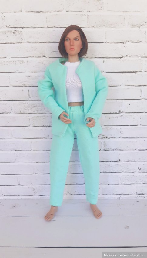 Подбираю одежду и выкройки для Оленьки (фото 9)