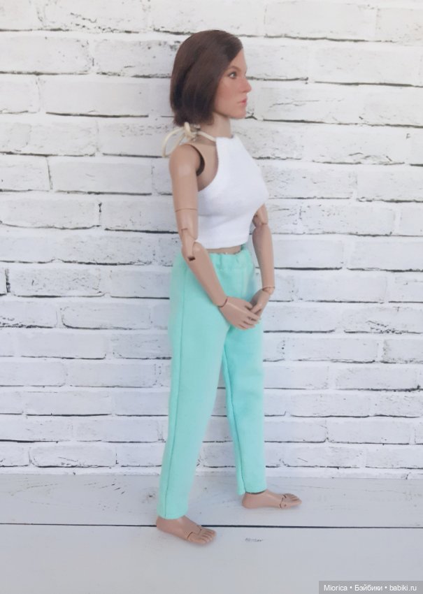 Подбираю одежду и выкройки для Оленьки