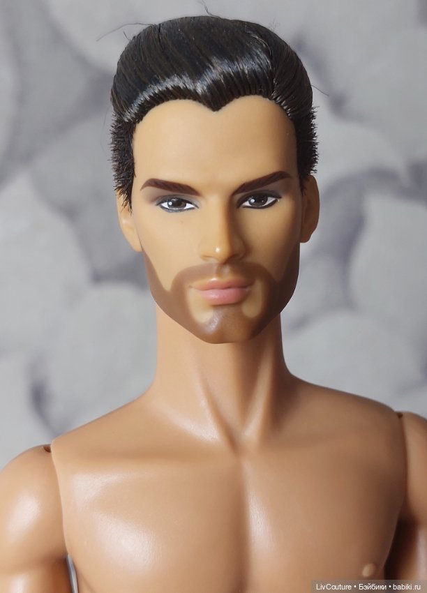 Две одинаковые куклы? НЕТ (фото 2)