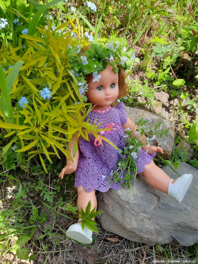 Милен тоже гуляет по саду🌸🍀🌞🌈🥰