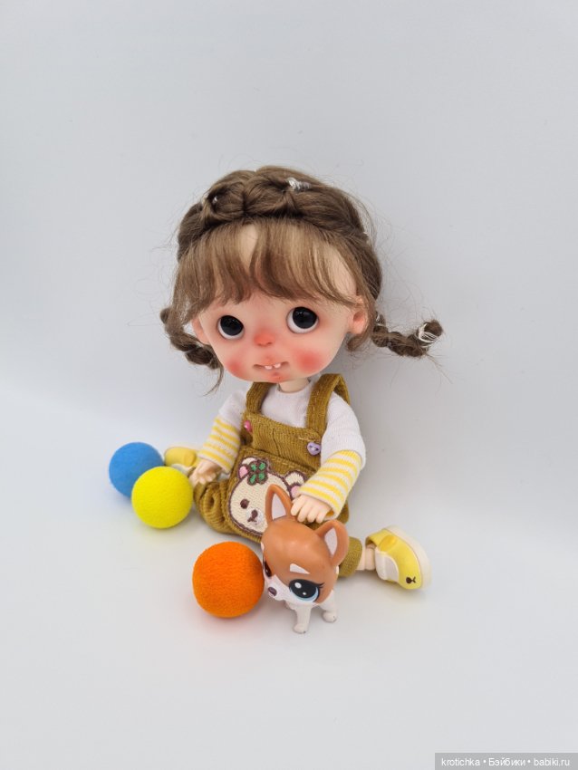 Фото на белом, пупсята ob11