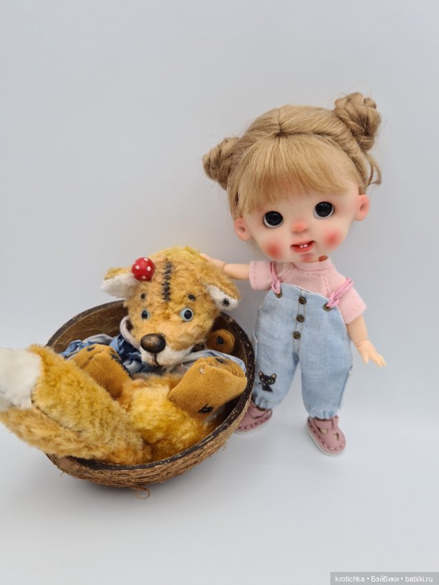 Фото на белом, пупсята ob11