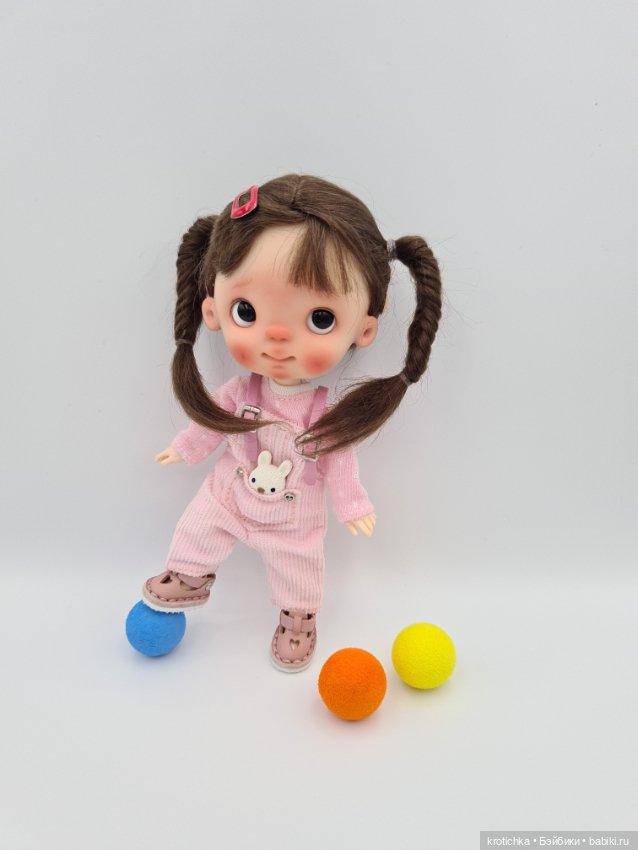 Фото на белом, пупсята ob11