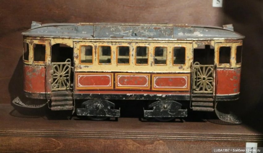 Астрецовская фабрика металлических игрушек"