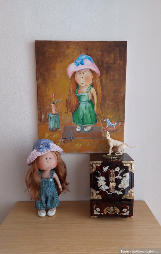 Портрет Мии в интерьере — Куклы Nines d'Onil (Нинес): Миа (Mia) (фото 2)