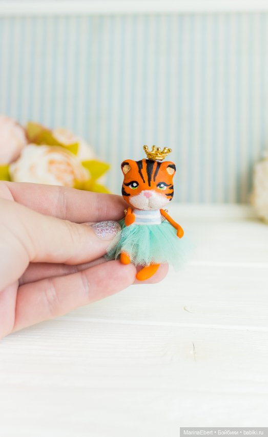 Тигренок Луиза — Авторские миниатюрные куклы: лепка (фото 3)