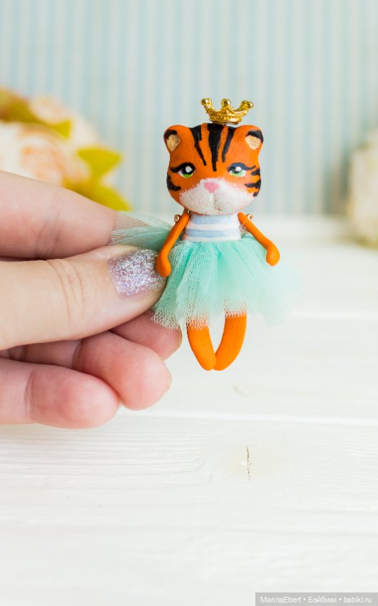 Тигренок Луиза — Авторские миниатюрные куклы: лепка (фото 9)