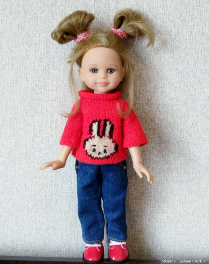 Красный свитер с зайкой для паолочки