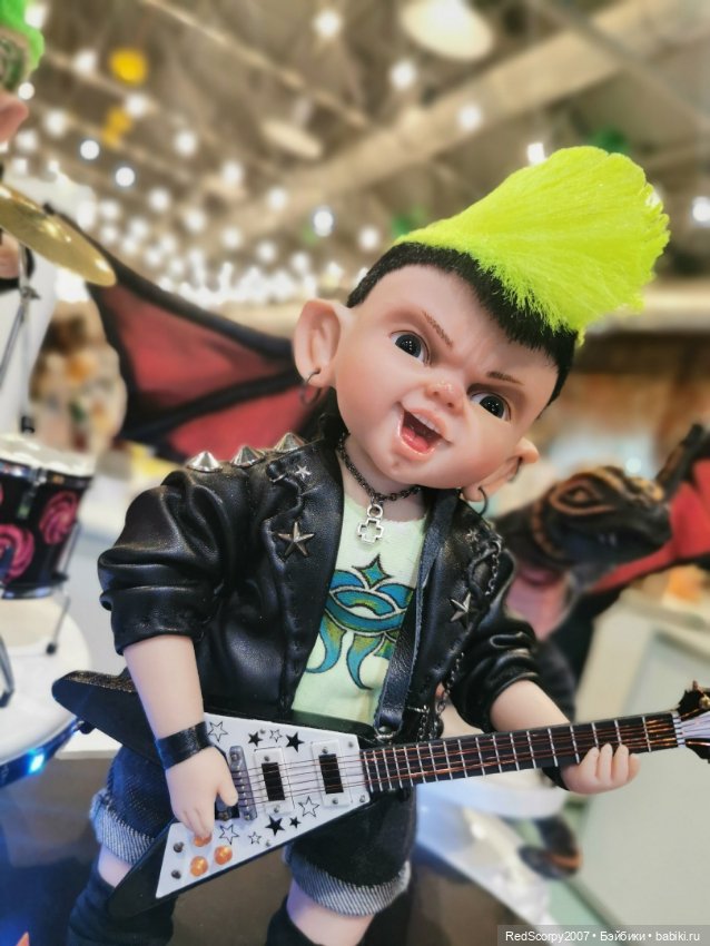 Уникальные авторские работы Татьяны Велес поражают стилистикой и неповторимостью (фото 3)