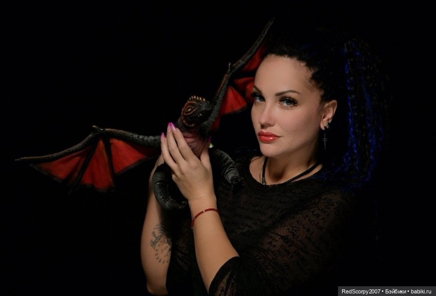 Уникальные авторские работы Татьяны Велес поражают стилистикой и неповторимостью