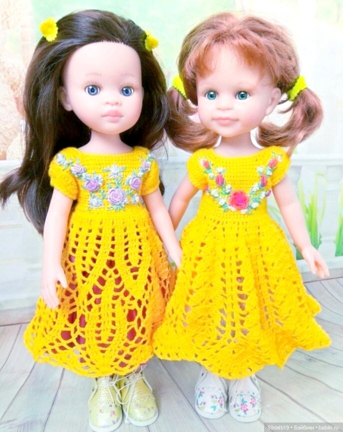 Красный свитер с зайкой для паолочки