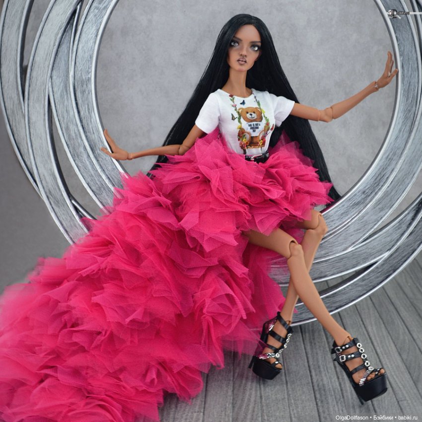 Брюки превращаются... превращаются брюки