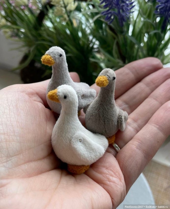 Миниатюрные тедди мишки и их друзья от Яны Колясниковой на "Балу Кукол" в Севкабель Порту май 2023 года