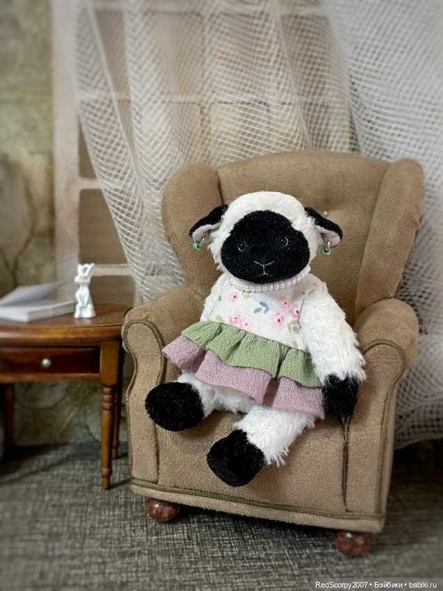 Миниатюрные тедди мишки и их друзья от Яны Колясниковой на "Балу Кукол" в Севкабель Порту май 2023 года