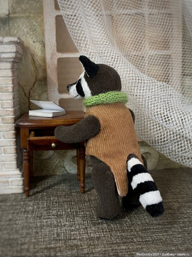 Миниатюрные тедди мишки и их друзья от Яны Колясниковой на "Балу Кукол" в Севкабель Порту май 2023 года (фото 10)