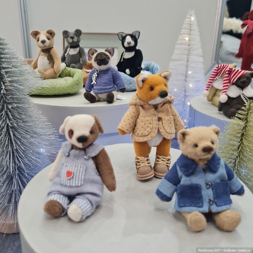 Миниатюрные тедди мишки и их друзья от Яны Колясниковой на "Балу Кукол" в Севкабель Порту май 2023 года (фото 8)