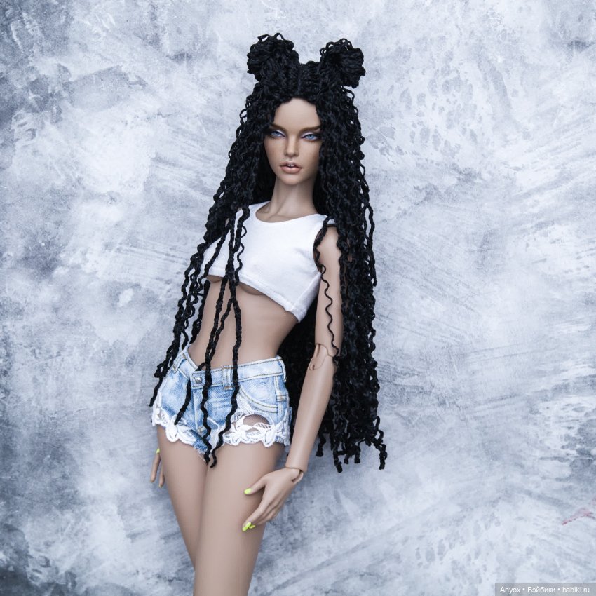 Вечная борьба - блондинка против брюнетки