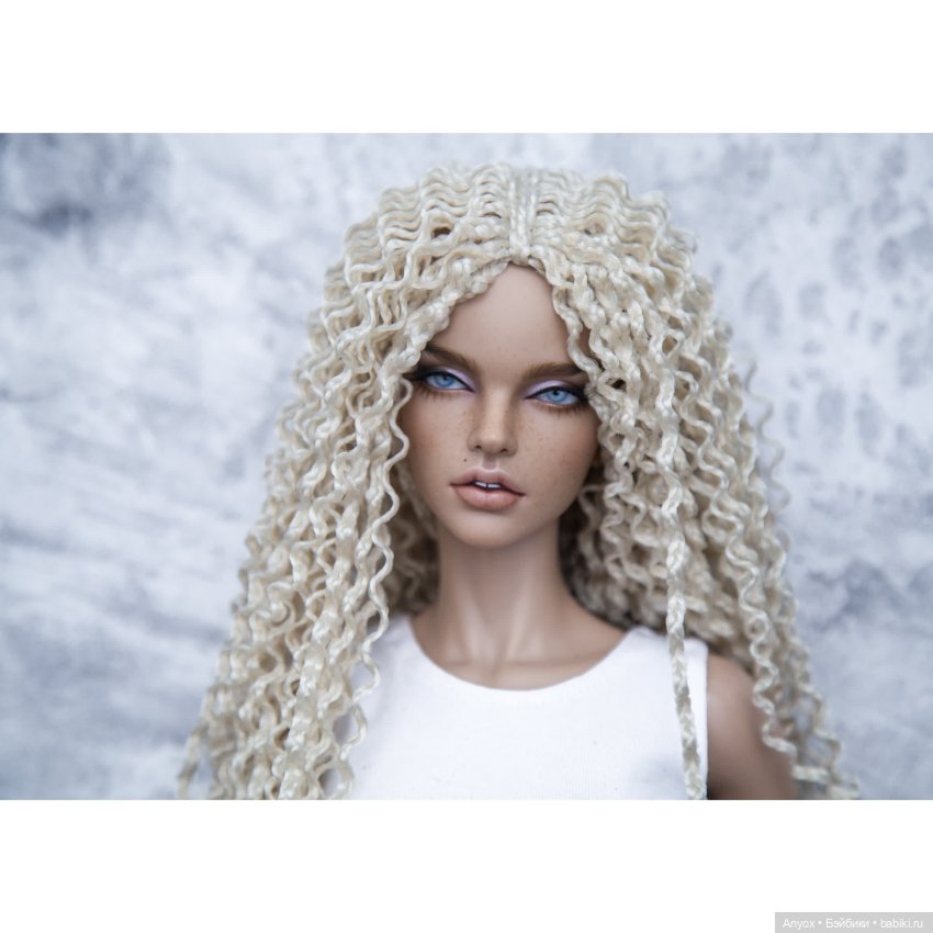 Вечная борьба - блондинка против брюнетки