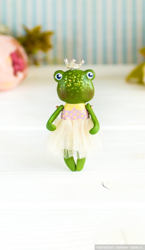 Лягушечка Вики — Авторские миниатюрные куклы: лепка