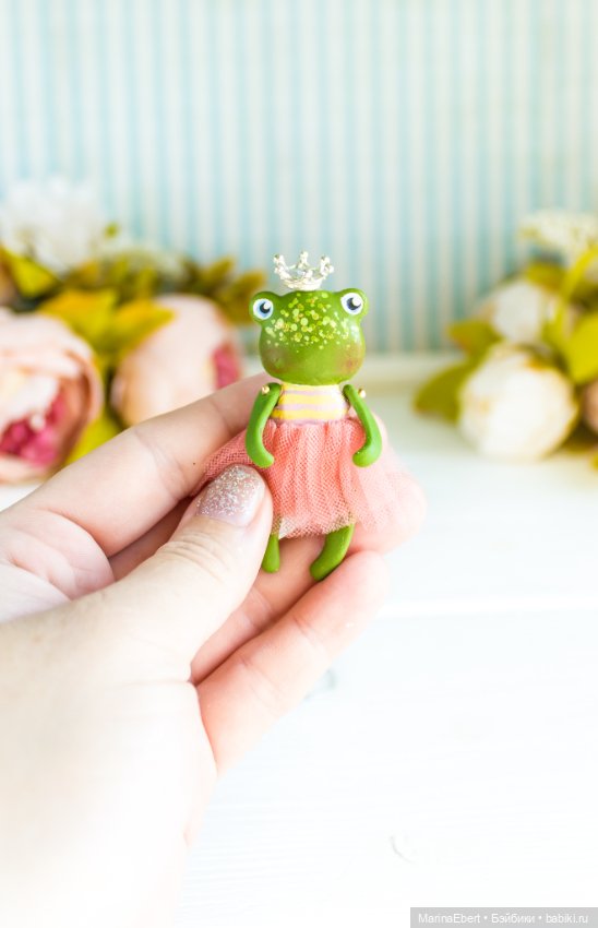 Лягушечка Алексия — Авторские миниатюрные куклы: лепка (фото 4)
