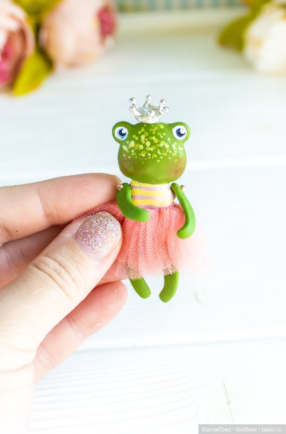 Лягушечка Алексия — Авторские миниатюрные куклы: лепка (фото 7)