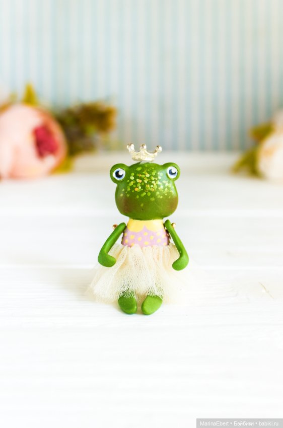 Лягушечка Вики — Авторские миниатюрные куклы: лепка (фото 9)
