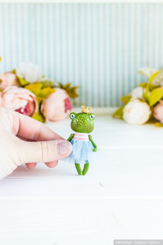 Лягушечка Агата — Авторские миниатюрные куклы: лепка (фото 2)