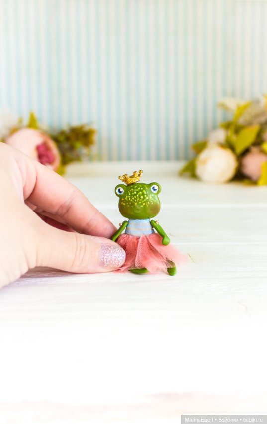 Лягушечка Джена — Авторские миниатюрные куклы: лепка (фото 3)