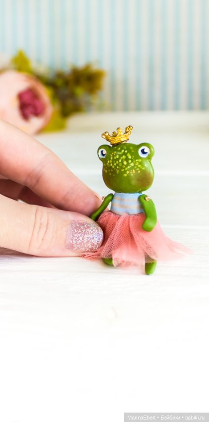 Лягушечка Джена — Авторские миниатюрные куклы: лепка (фото 9)