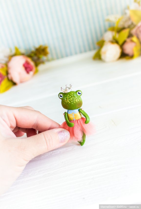 Лягушечка Трикси — Авторские миниатюрные куклы: лепка (фото 2)