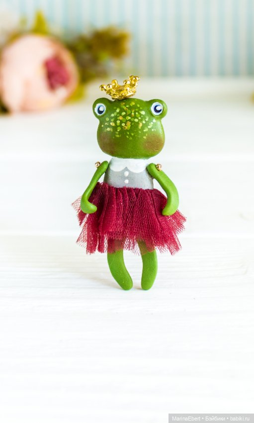 Лягушечка Сузан — Авторские миниатюрные куклы: лепка (фото 5)