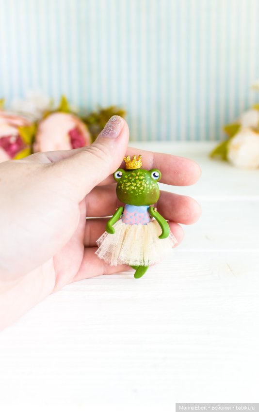 Лягушечка Сьюзен — Авторские миниатюрные куклы: лепка (фото 4)