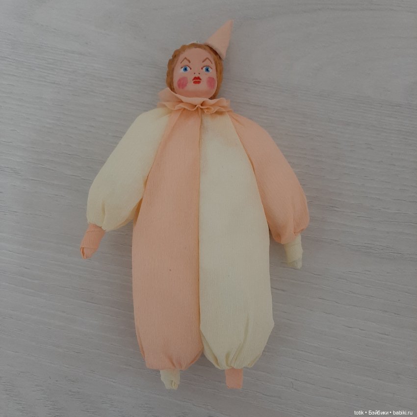 Елочные игрушки из гофрированной бумаги в советском стиле (фото 5)