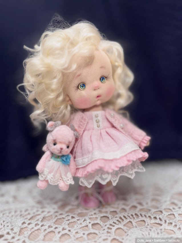 Интерьерная текстильная кукла (фото 6)