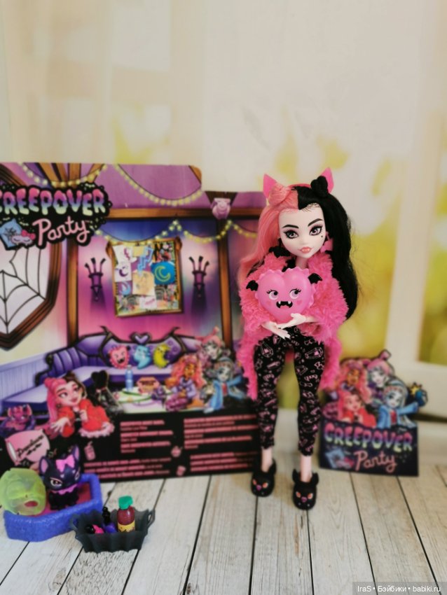 Дракулаура — Куклы Monster High и Ever After High: G1 (фото 3)