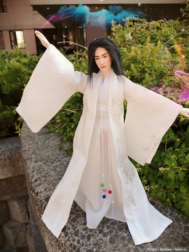 Нежный Бог Демонов Ло ЮньСи в белом ханьфу (фото 7)